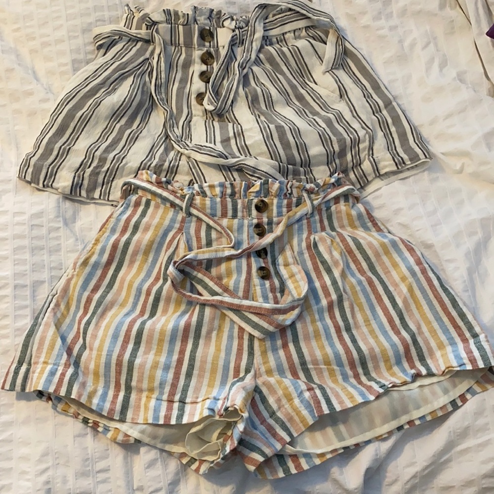 Flowy striped shorts